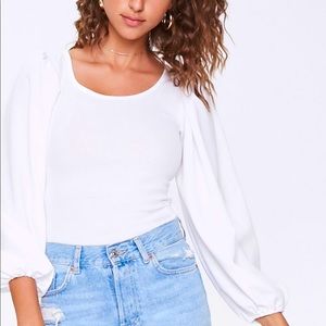 White long-selves top